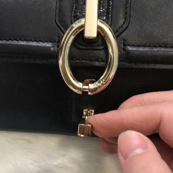 Diane Von Furstenberg black leather wallet - Picture 5 of 5